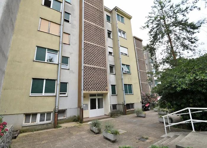 Lägenhet Apartment City